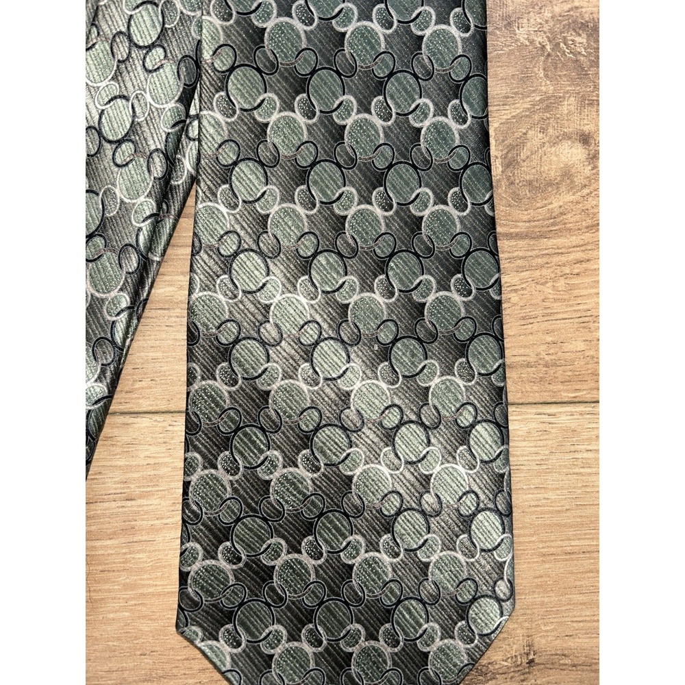 Disney Walt Disney World Vintage Silk Men Tie Mickey 57" x 3.75" Green - Picture 3 of 5